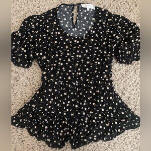 [SOLD] Black Daisy Floral Blouse